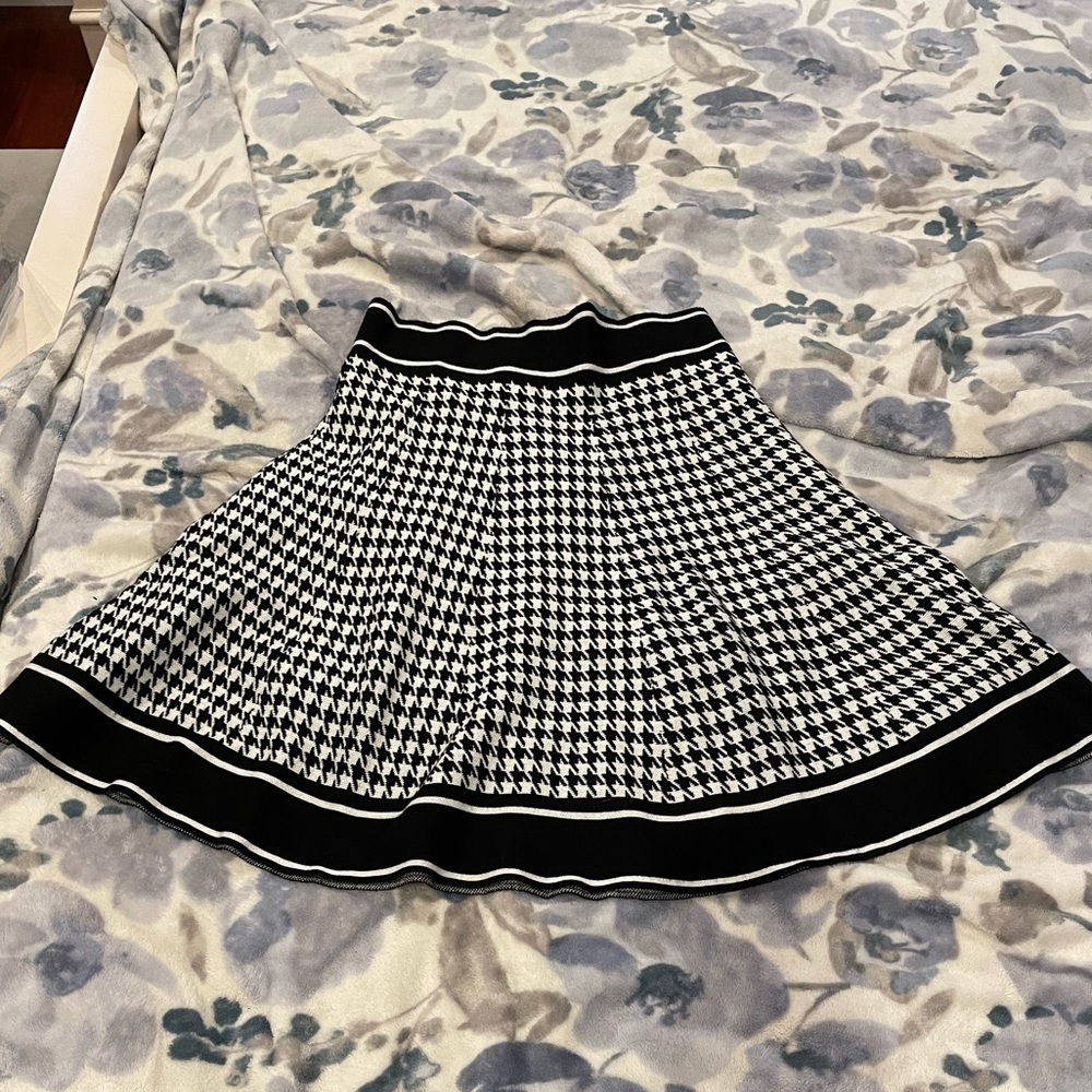 Houndstooth Skirt